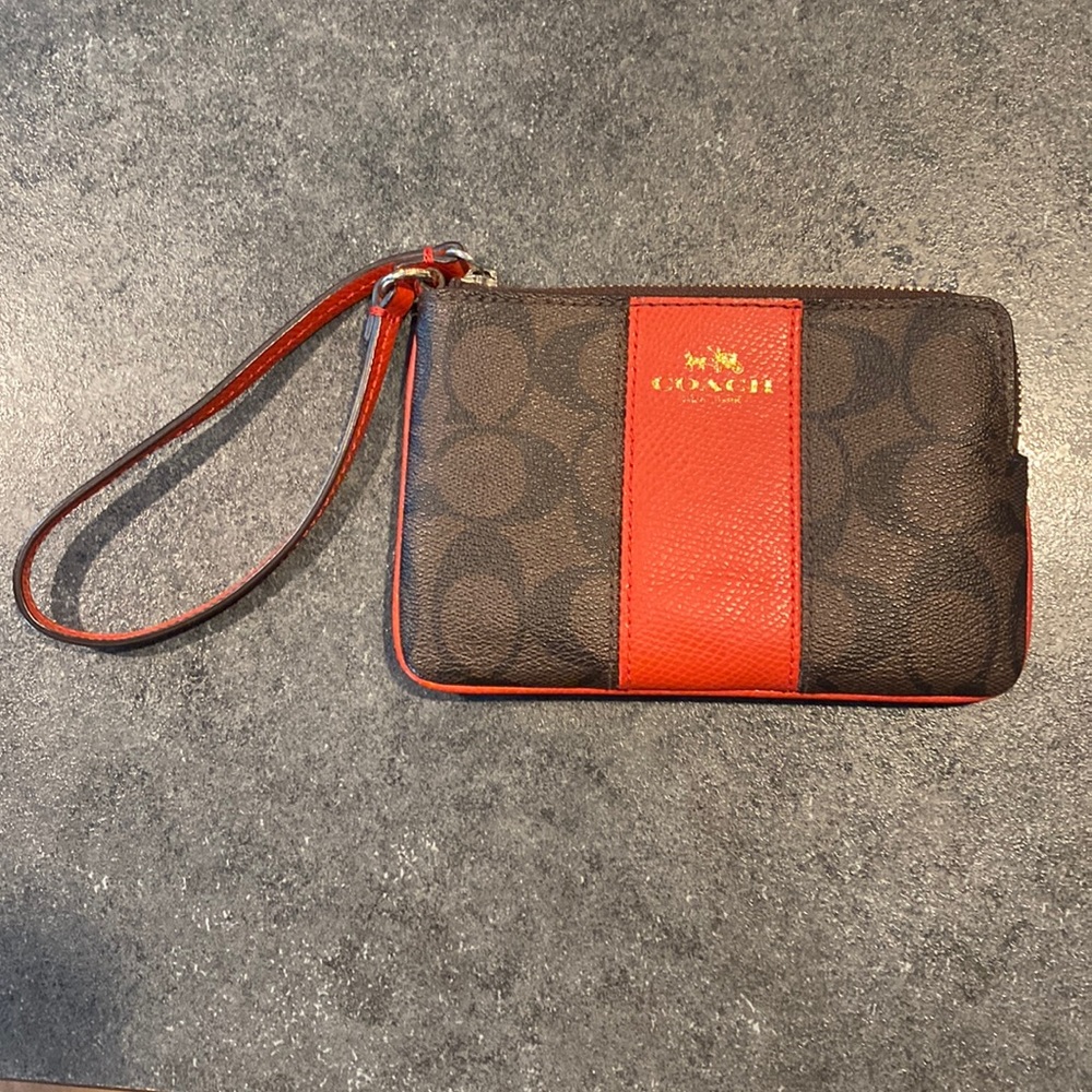 Coach Corner Zip Wristlet